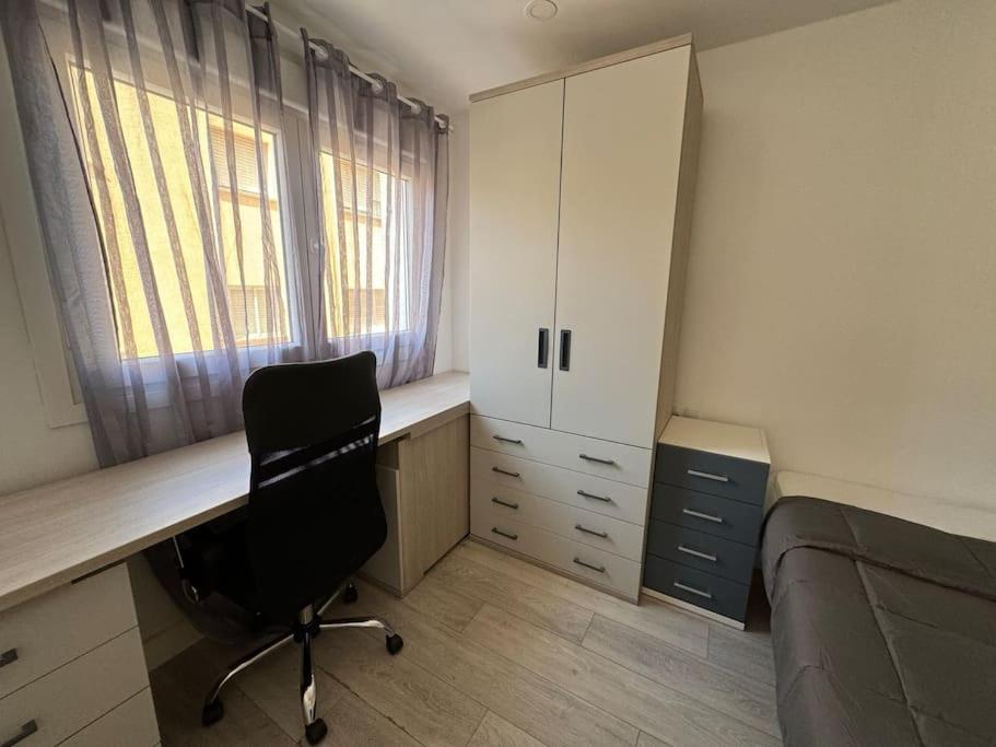 Centro Ciudad A 7 Minutos Andando A Gibraltar Appartement La Línea de la Concepción